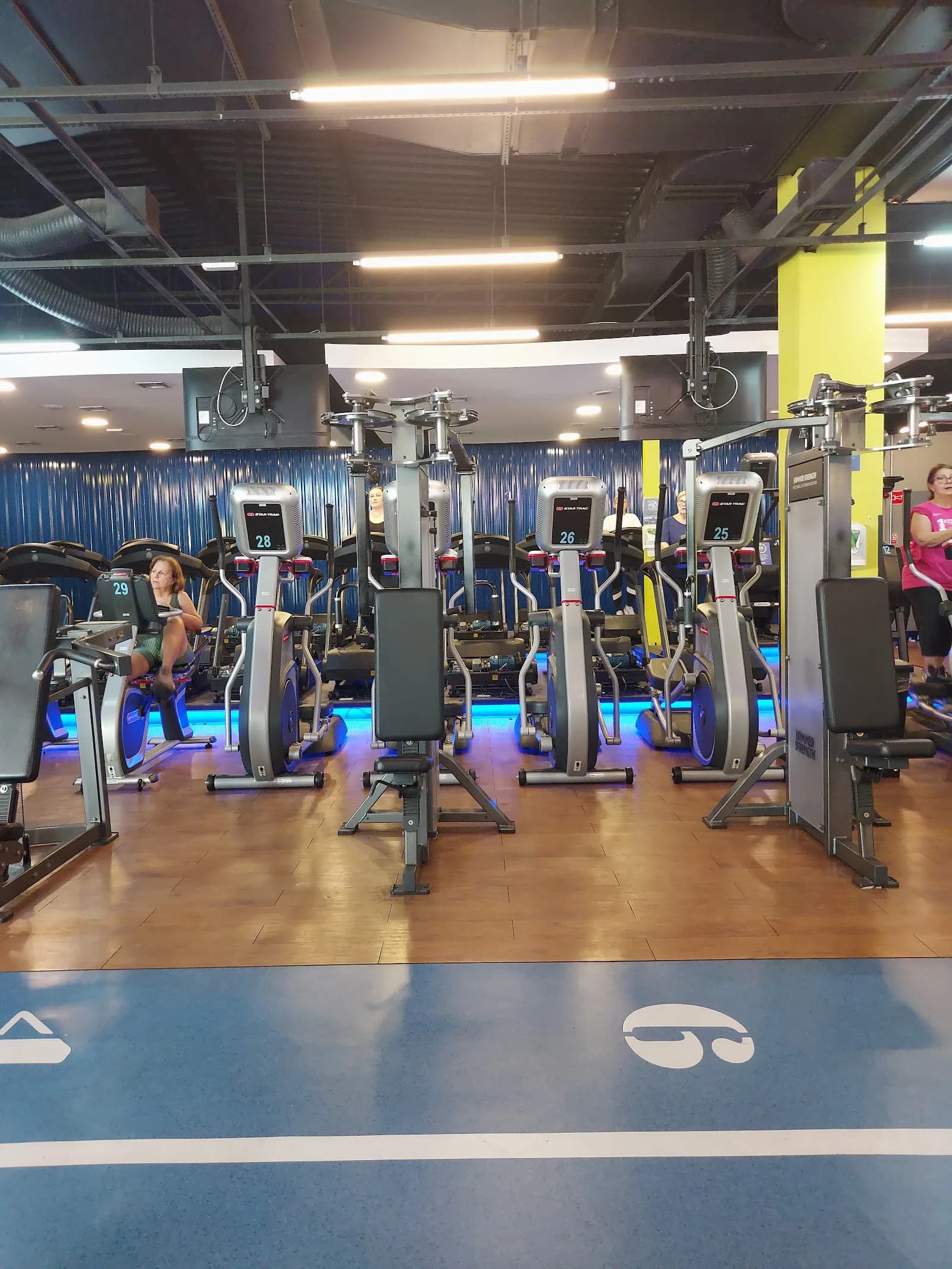 Academia BlueFit Alfredo Pujol — foto 1