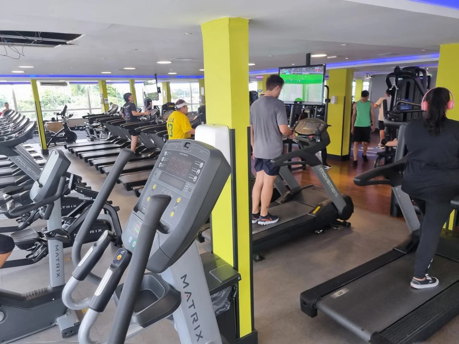 Academia BlueFit Guará — foto 1