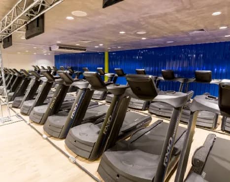 Academia BlueFit Hélio Pellegrino — foto 1