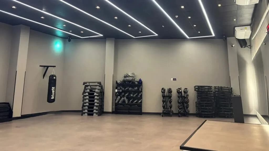 Academia BlueFit Jacareí Centro — foto 3