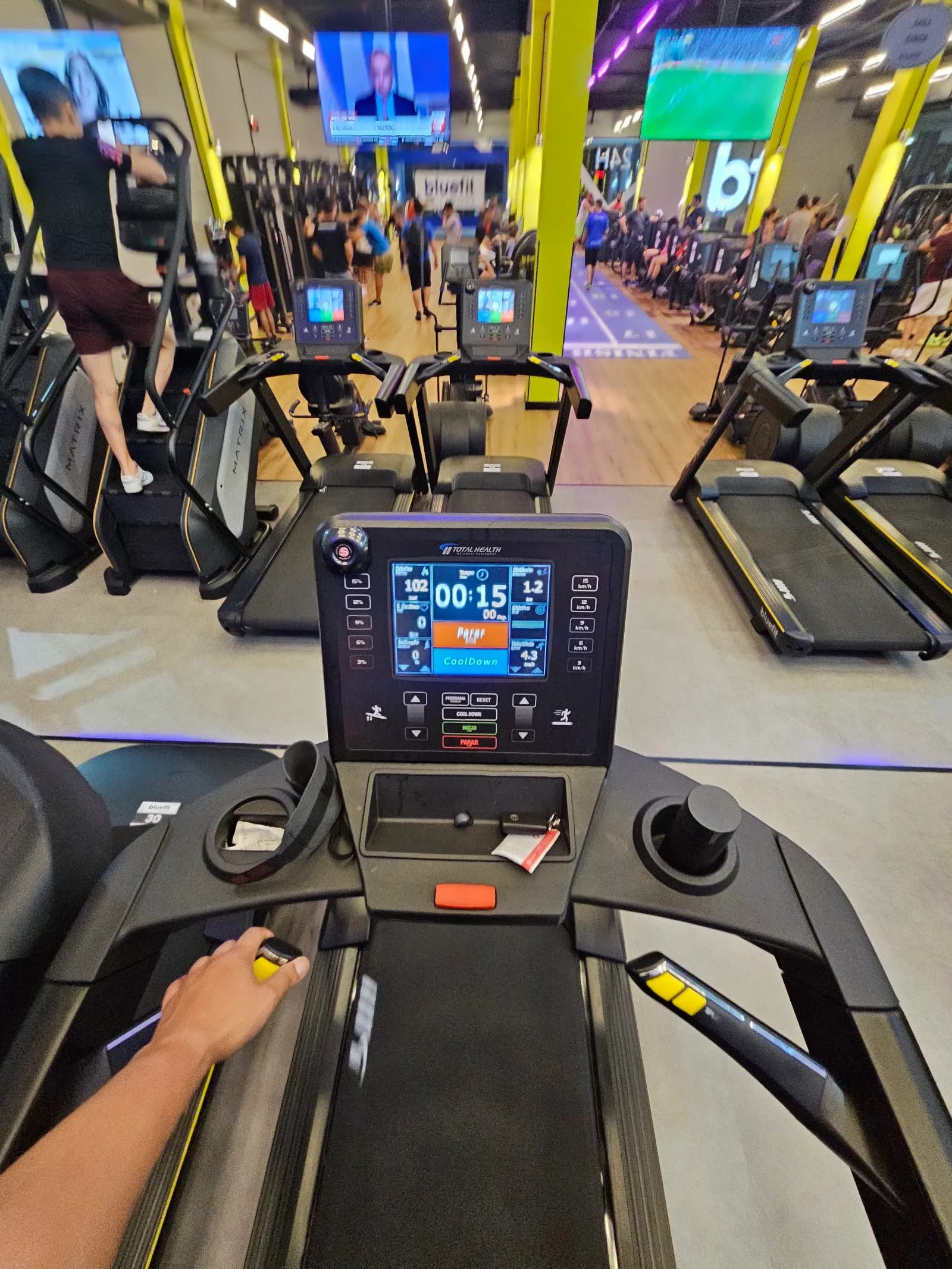 Academia BlueFit Jardim Goiás — foto 3