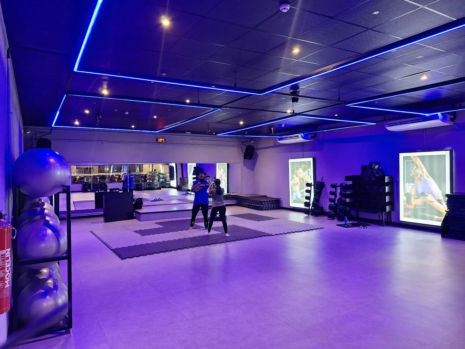 Academia BlueFit Santa Rosa — foto 3