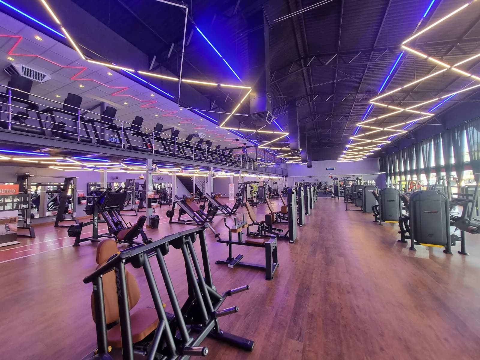 Academia Pratique Fitness - Camargos — foto 2