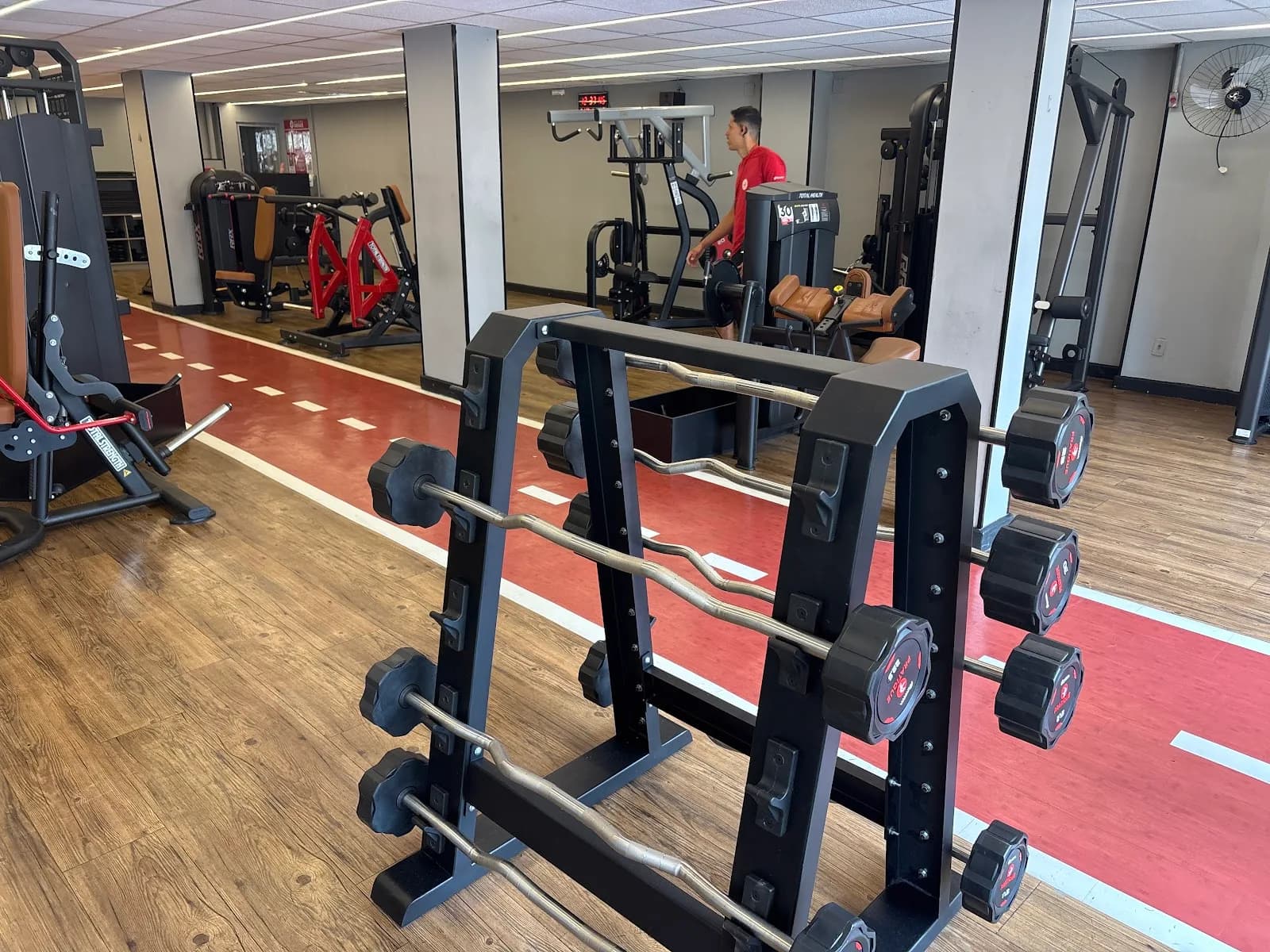 Academia Pratique Fitness - Floresta — foto 3