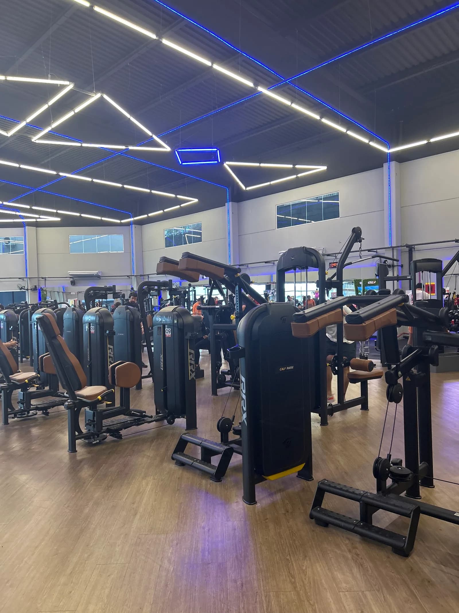 Academia Pratique Fitness - Forquilhinhas — foto 2