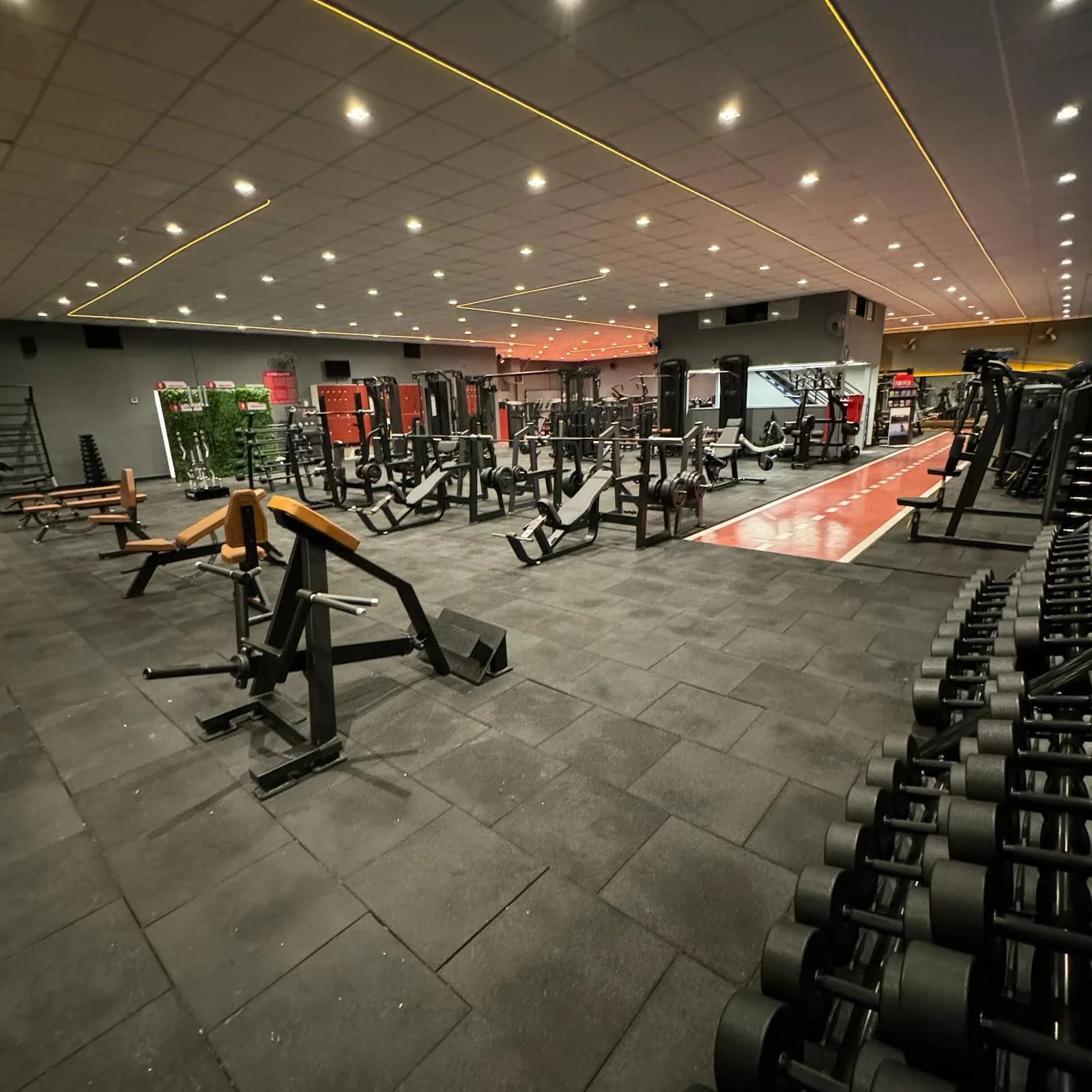 Academia Pratique Fitness - Heliópolis — foto 2