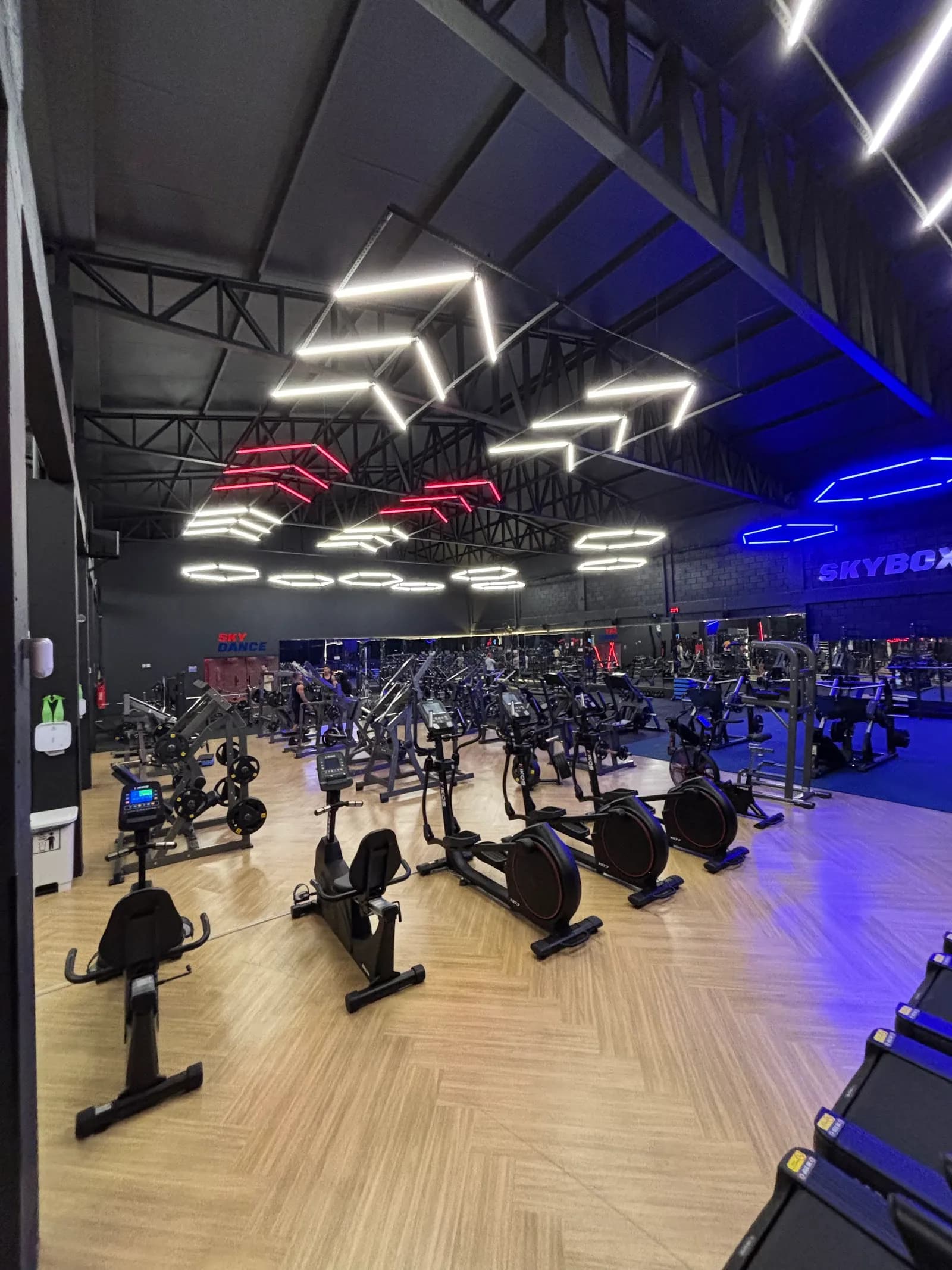 Academia Sky Fit Samambaia — foto 1