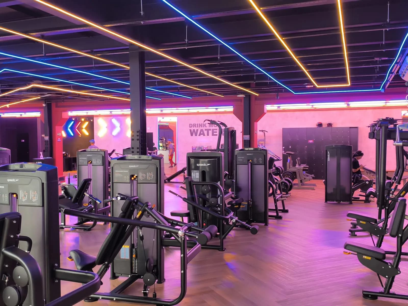 Academia SkyFit Guarujá — foto 1