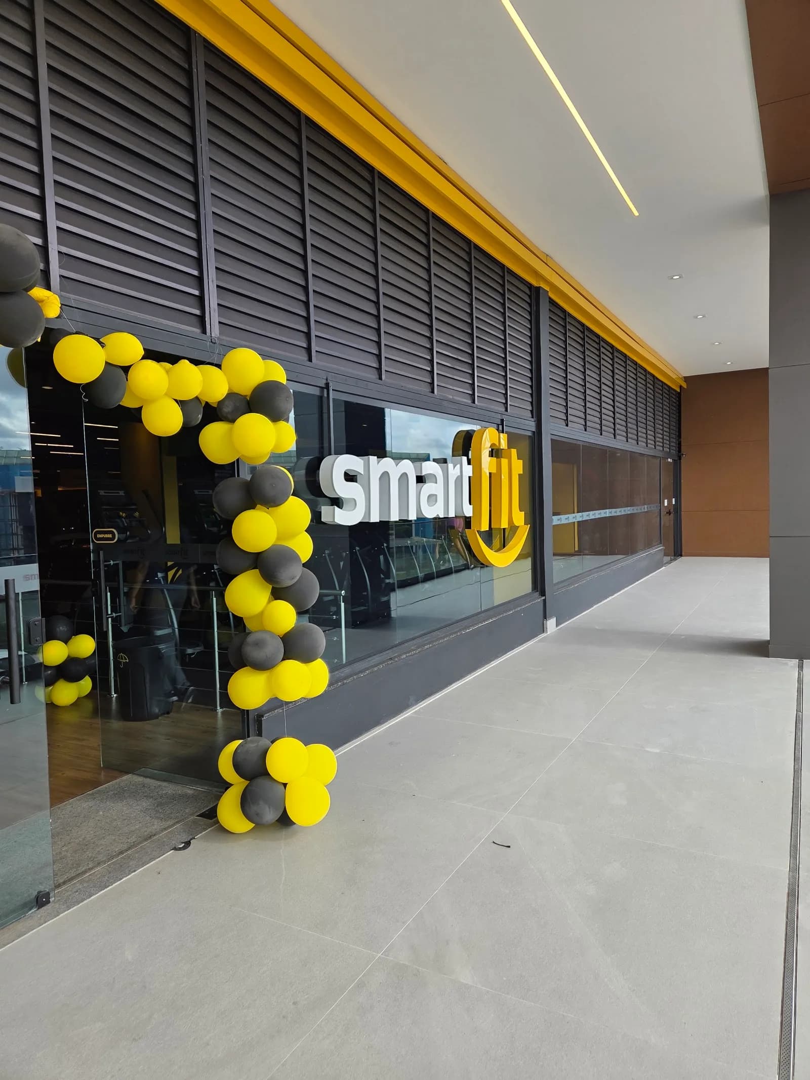 Academia Smart Fit - Águas Claras VI - Rua Manacá — foto 3