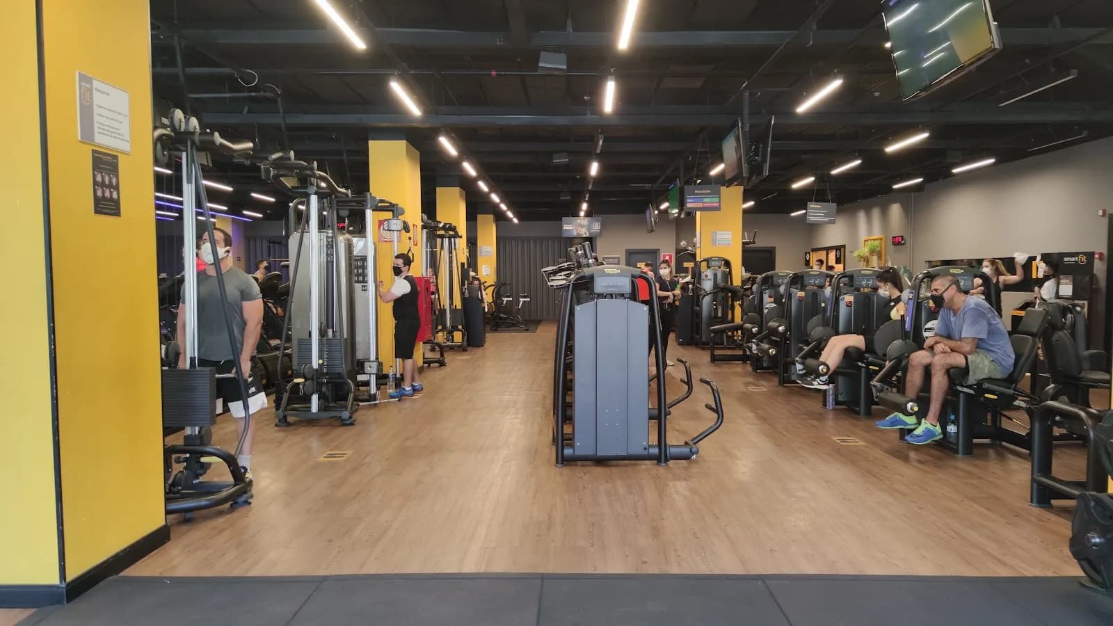 Academia Smart Fit - Luxemburgo — foto 2