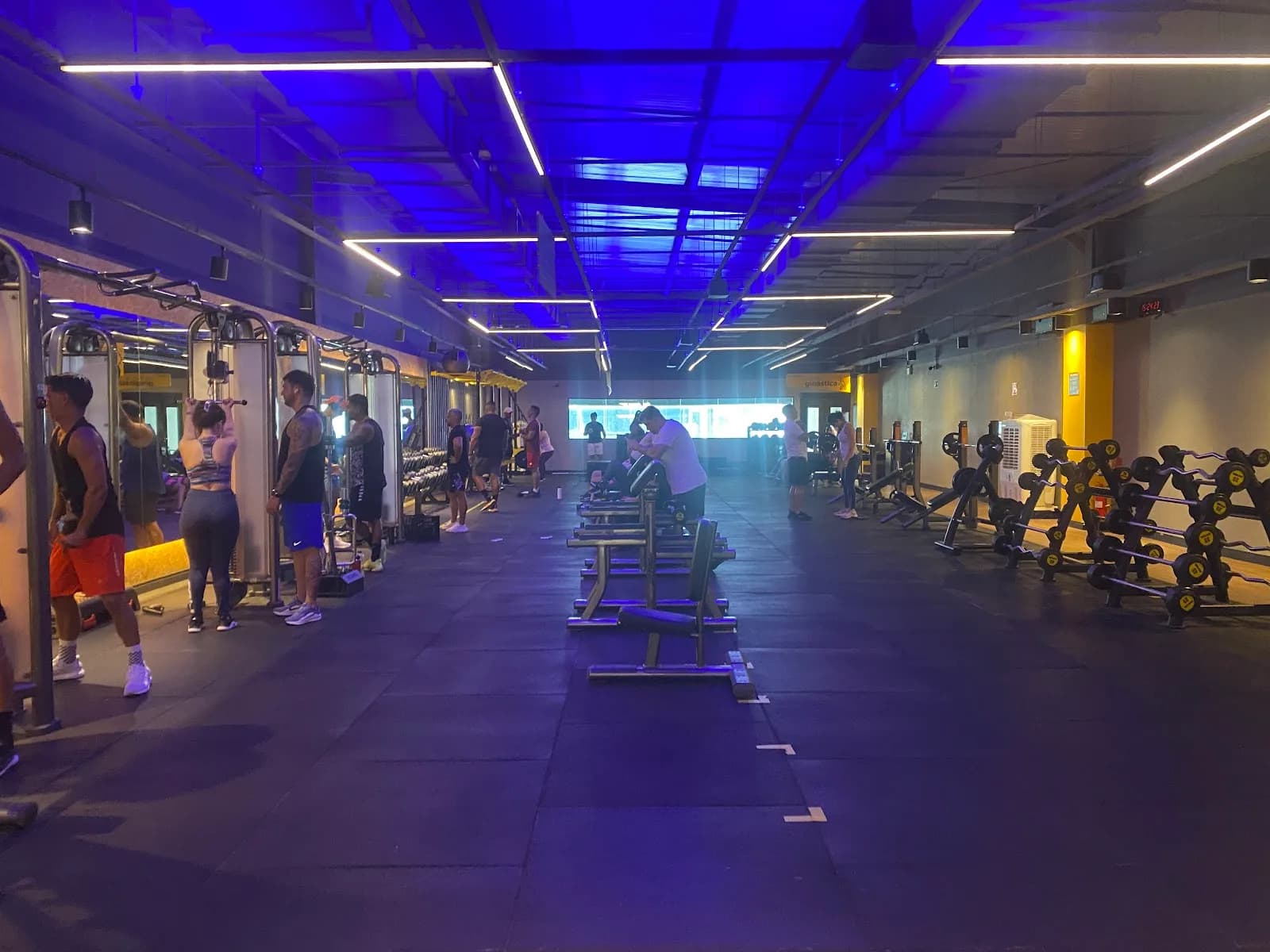 Academia Smart Fit - Mário Guimarães — foto 2