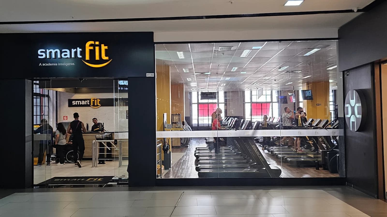 Academia Smart Fit - Shopping Light — foto 3