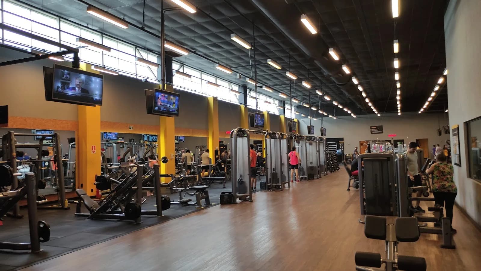 Academia Smart Fit - Torre — foto 2