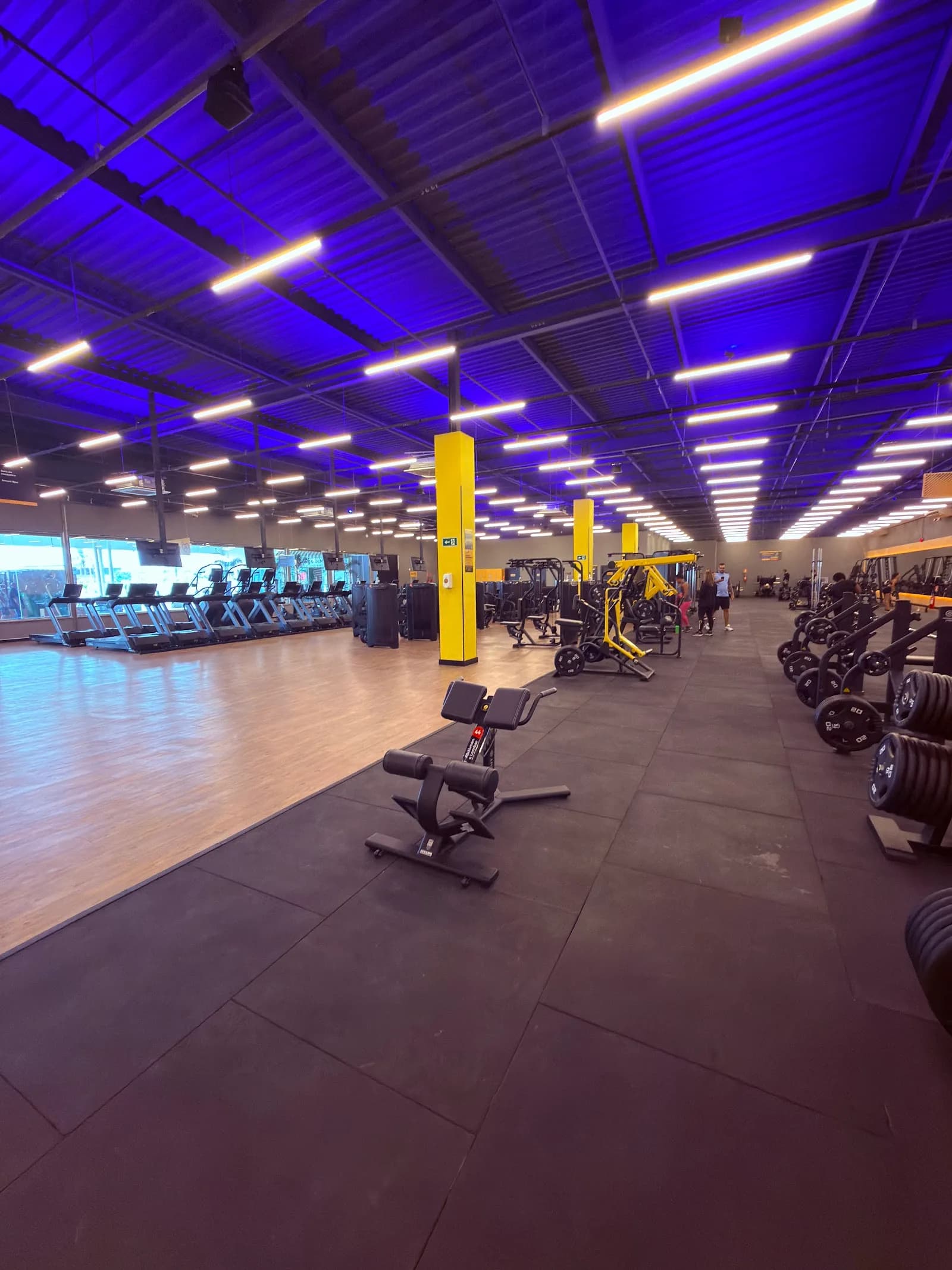 Academia Smart Fit - Unamar — foto 2