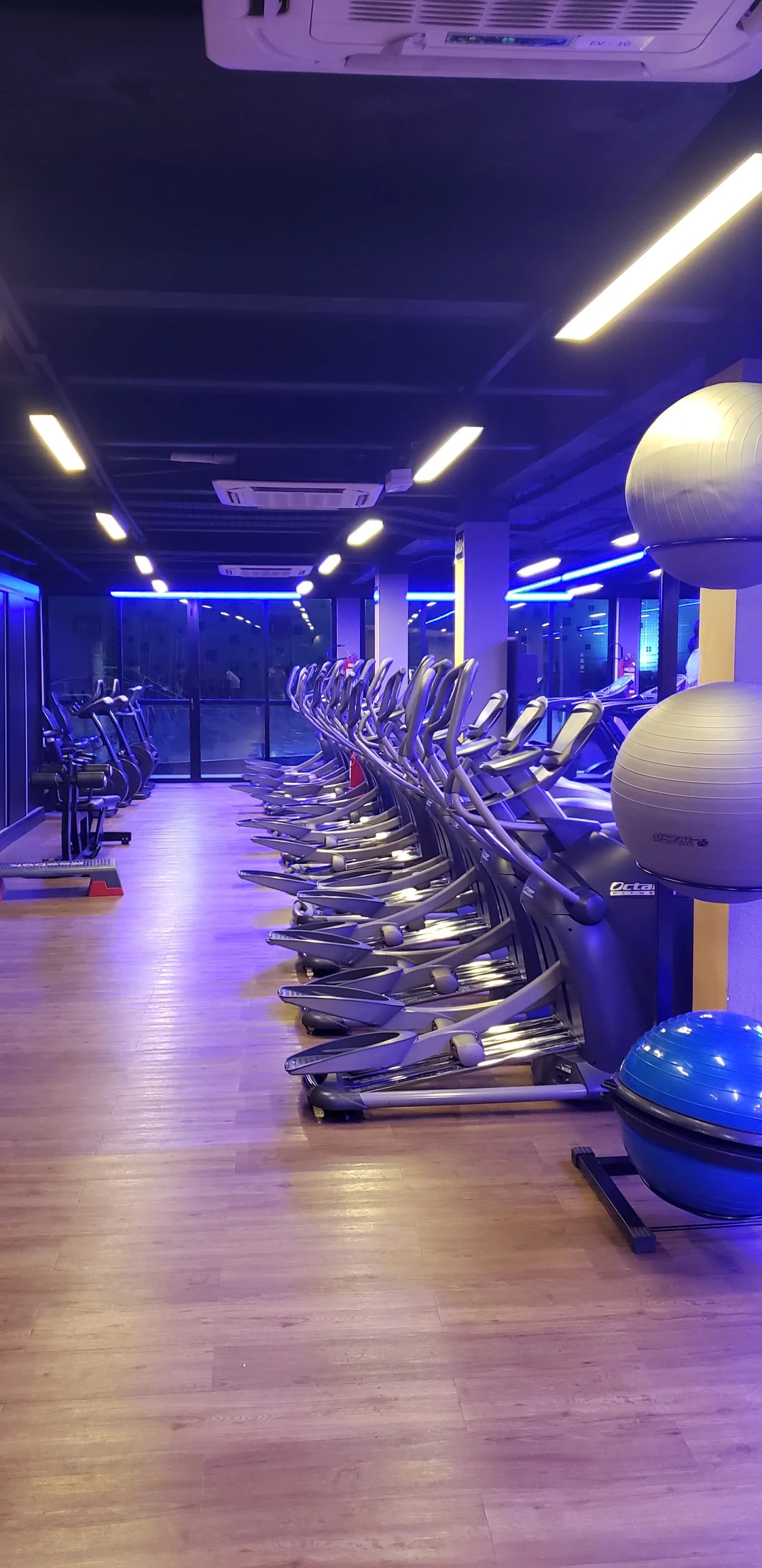 Academia Smart Fit - Vilar dos Teles — foto 3