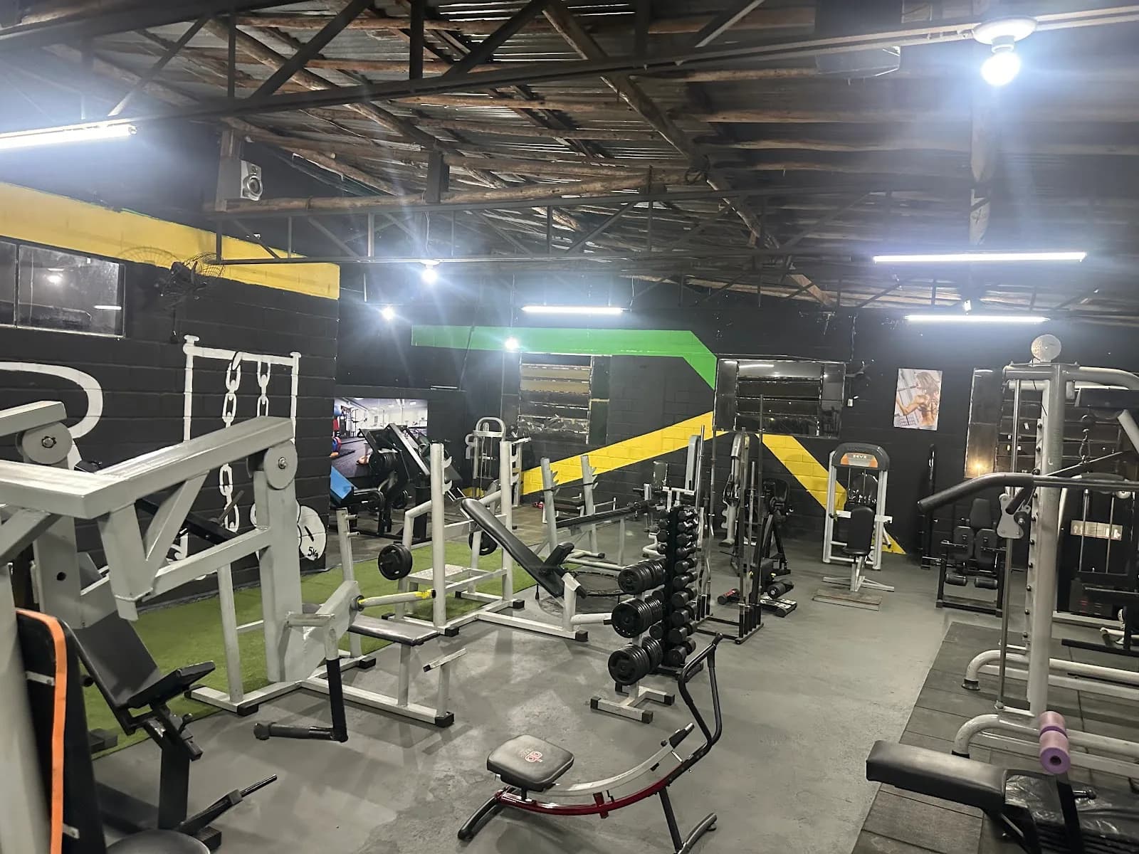 Alpha Fitness - Centro — foto 1