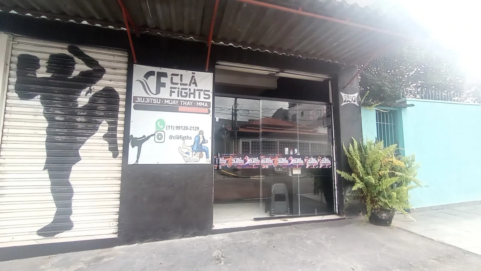 CLÃ FIGHTS — foto 1