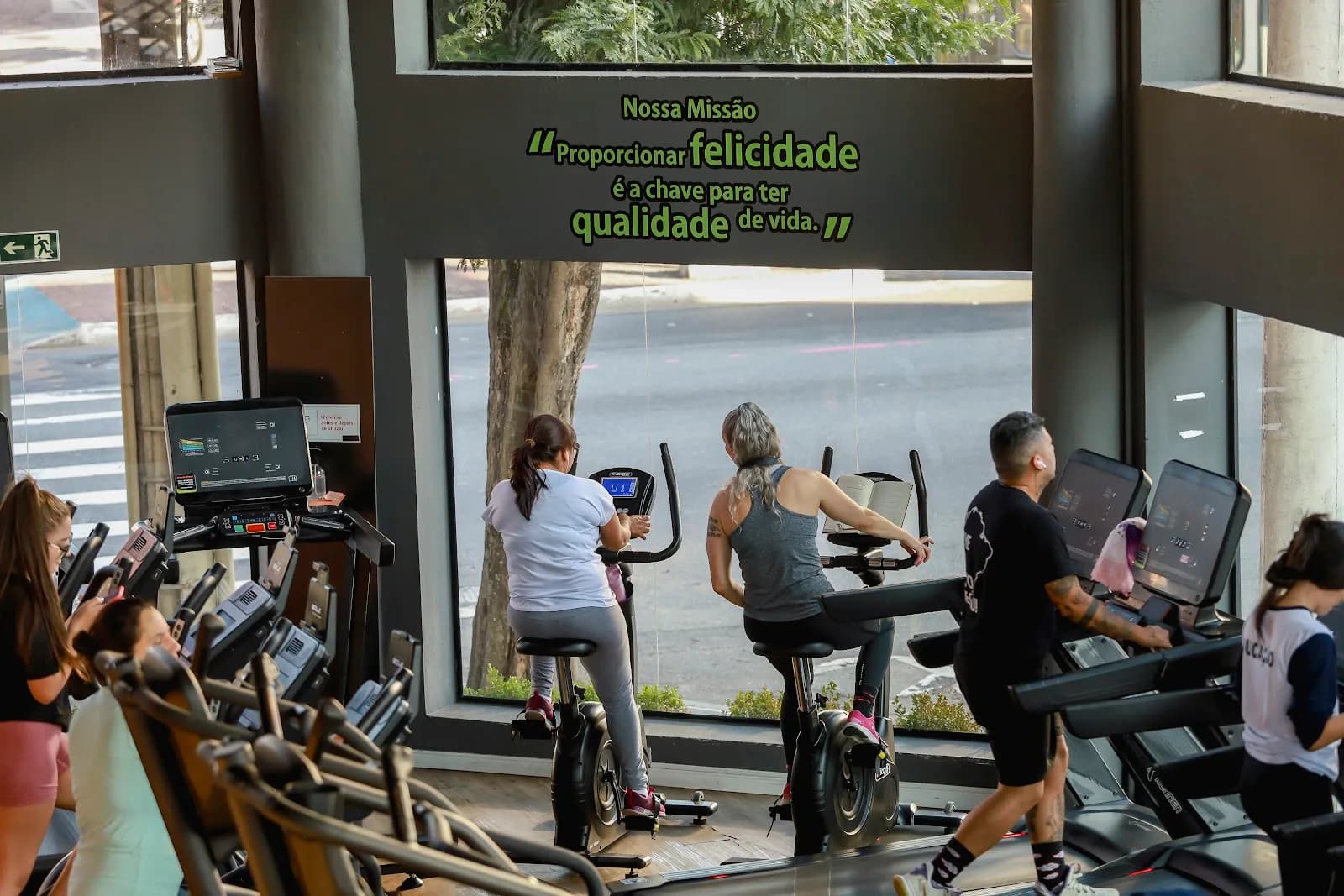 Evoque Academia - Av. Portugal — foto 3