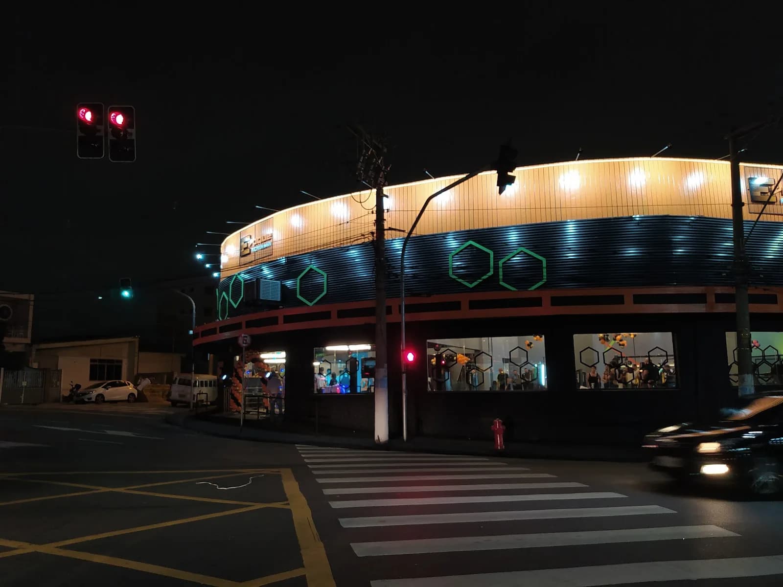 Evoque Academia Camilópolis — foto 3