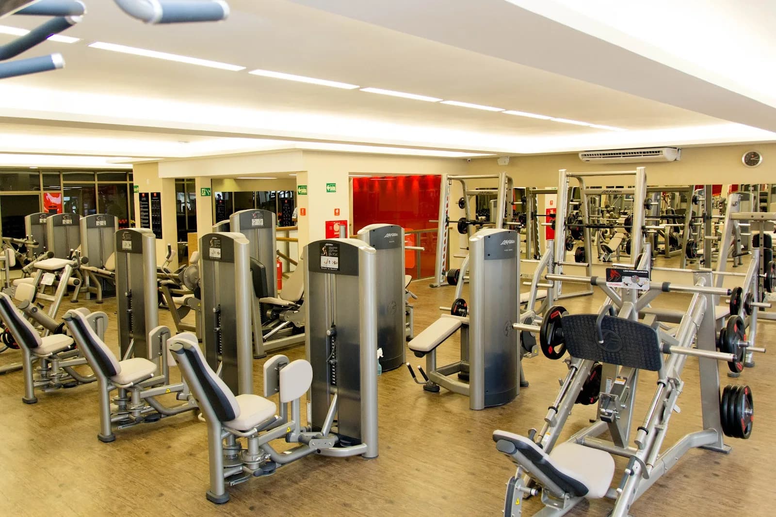 Evoque Academia Jardim Goiás — foto 2