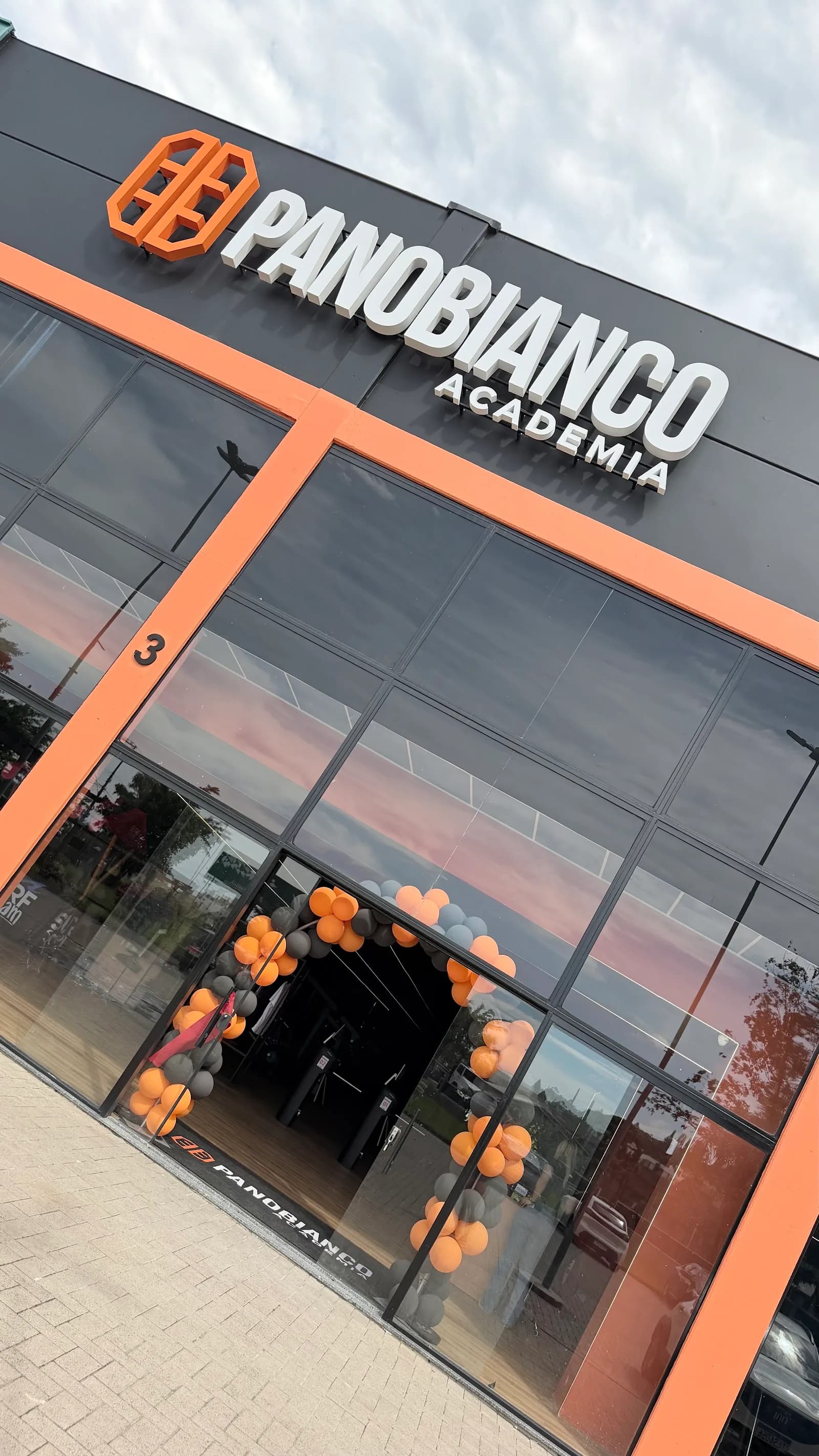 PANOBIANCO ACADEMIA - ARARANGUÁ — foto 1