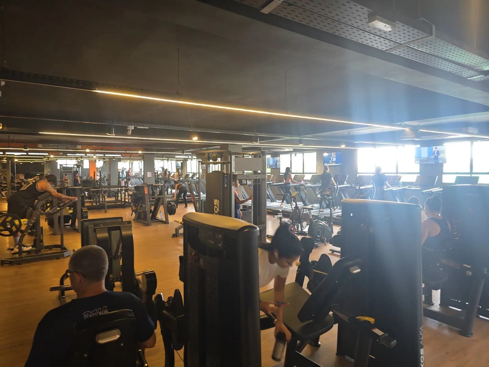 Panobianco Academia - Jandira — foto 1