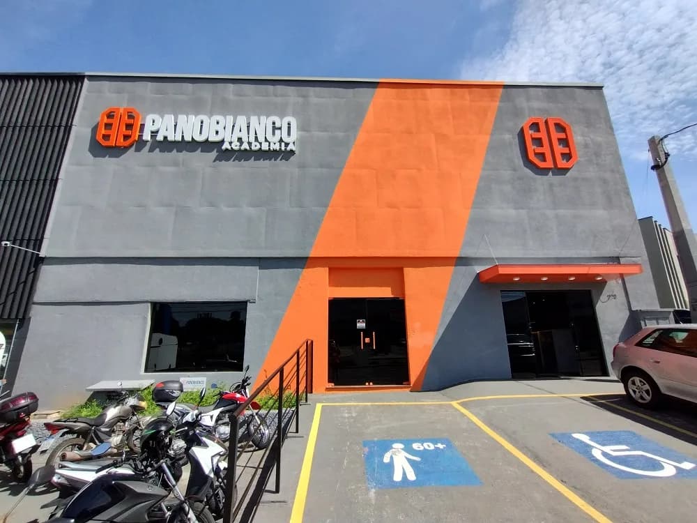 PANOBIANCO PINHAL — foto 1