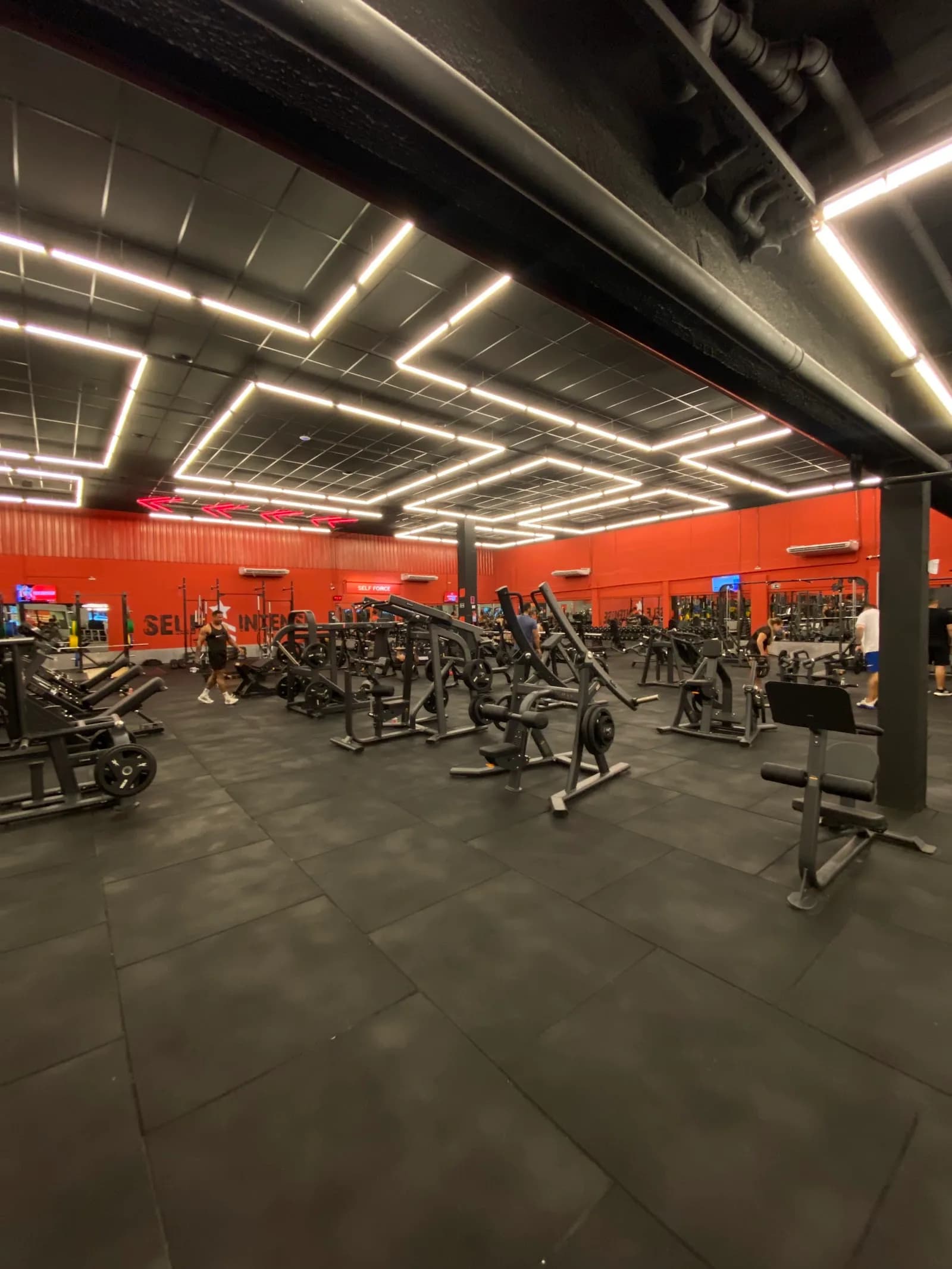 SELFIT CRUZ CABUGÁ — foto 2