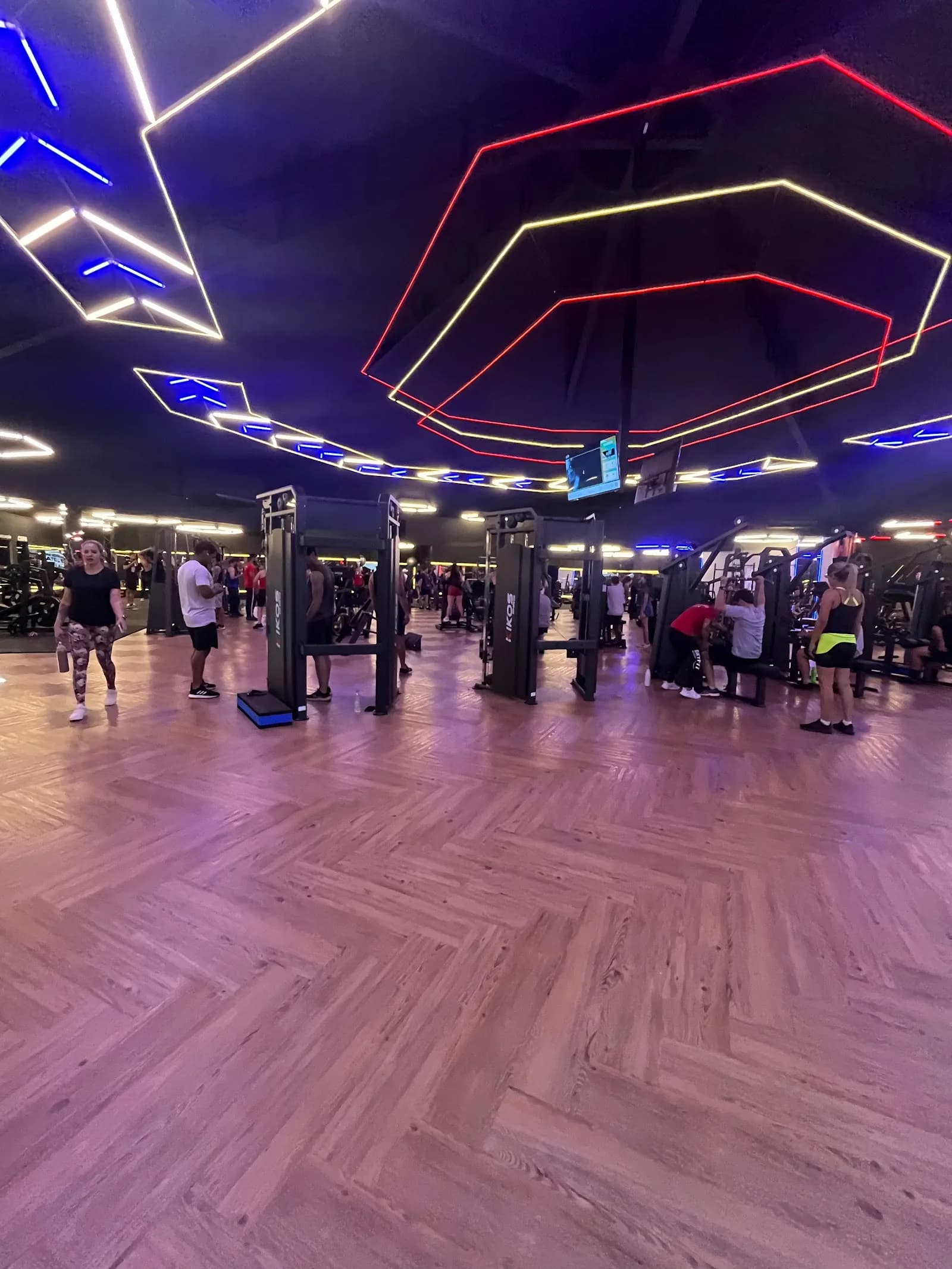 SKY FIT — foto 3