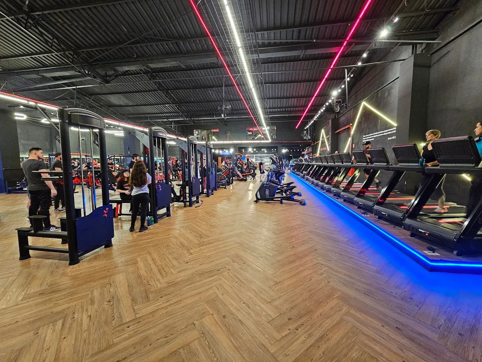 Skyfit Academia - Parque Industriário — foto 1