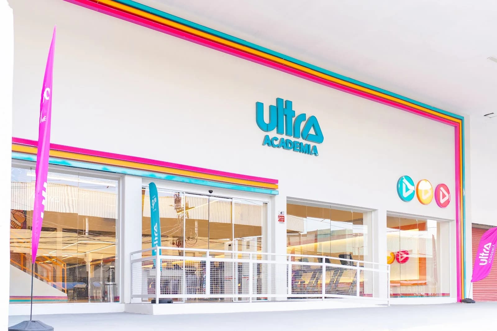 Ultra Academia Caxias — foto 3