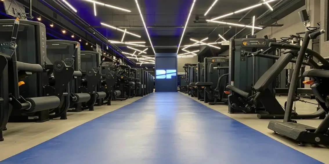 Academia BlueFit Franca Estação — foto 1