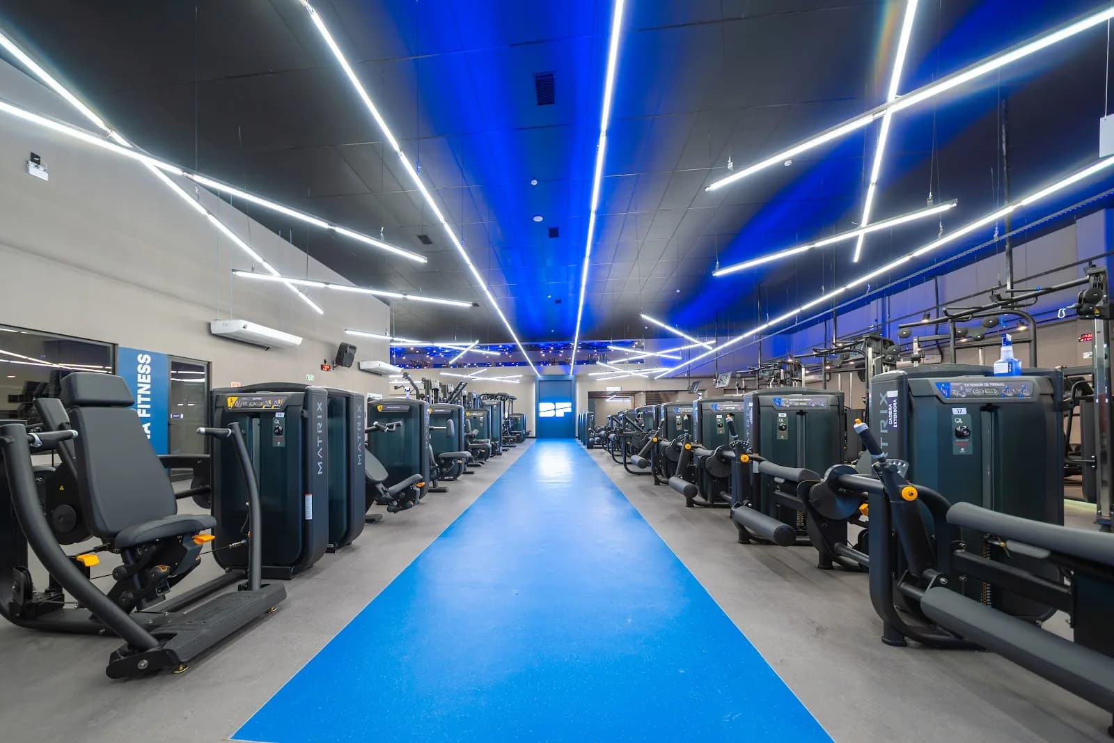 Academia BlueFit Franca — foto 1