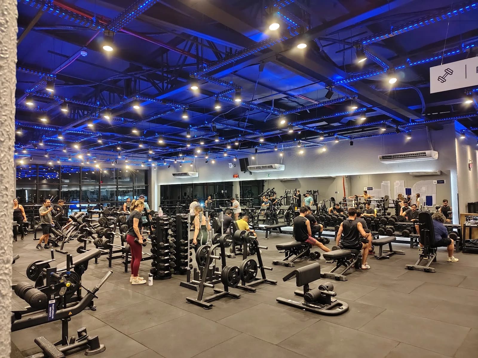 Academia BlueFit Vilas Boas — foto 2
