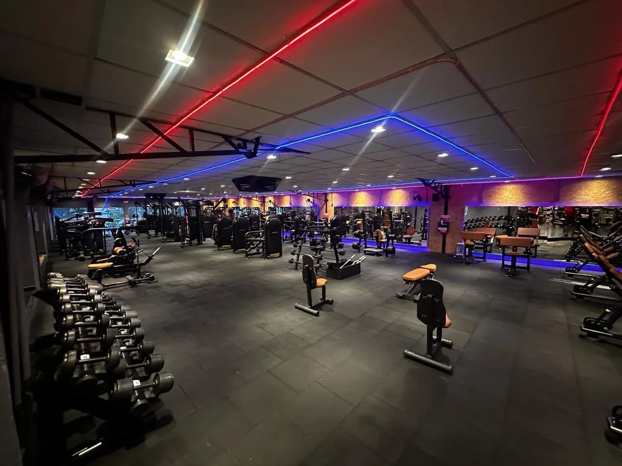 Academia Pratique Fitness - Cachoeirinha — foto 2