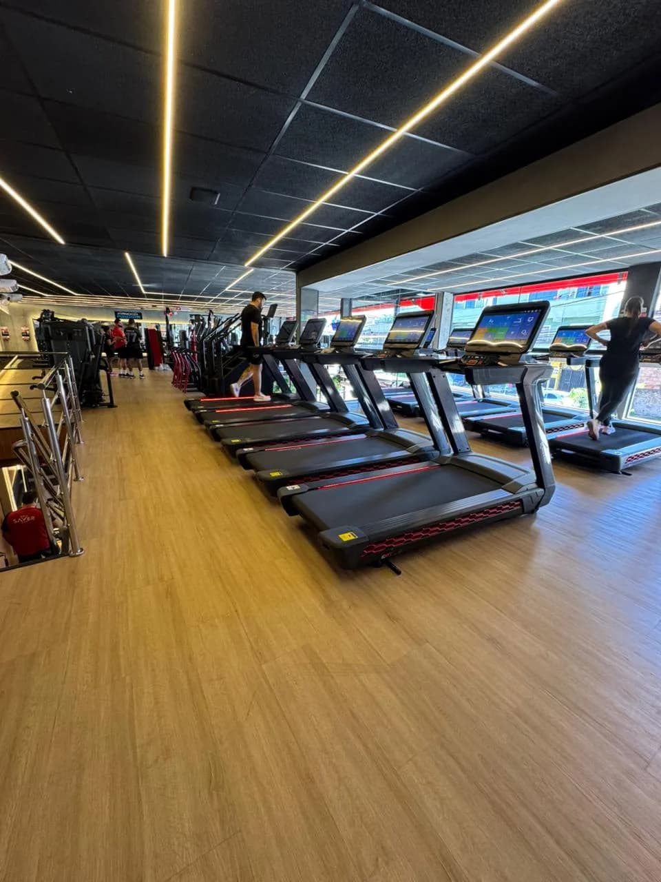Academia Pratique Fitness - Camargos II — foto 2