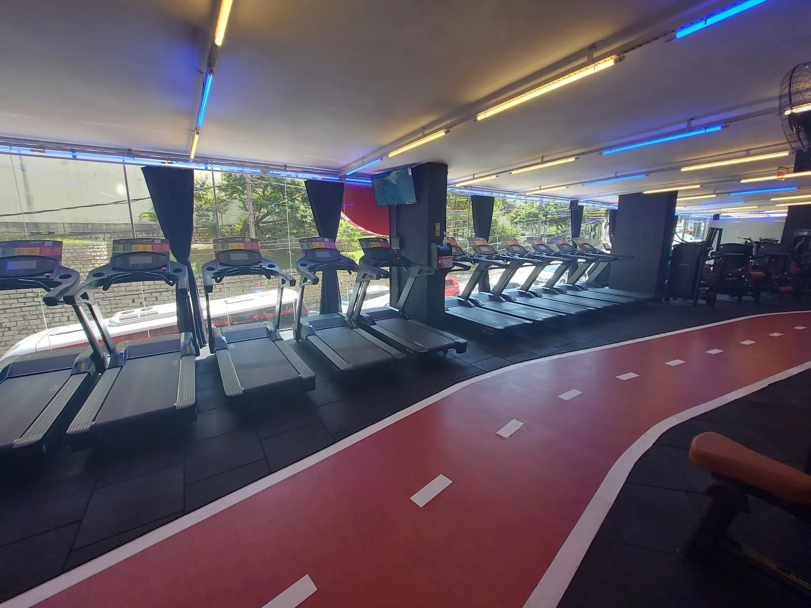 Academia Pratique Fitness - Centro de Florianópolis — foto 3