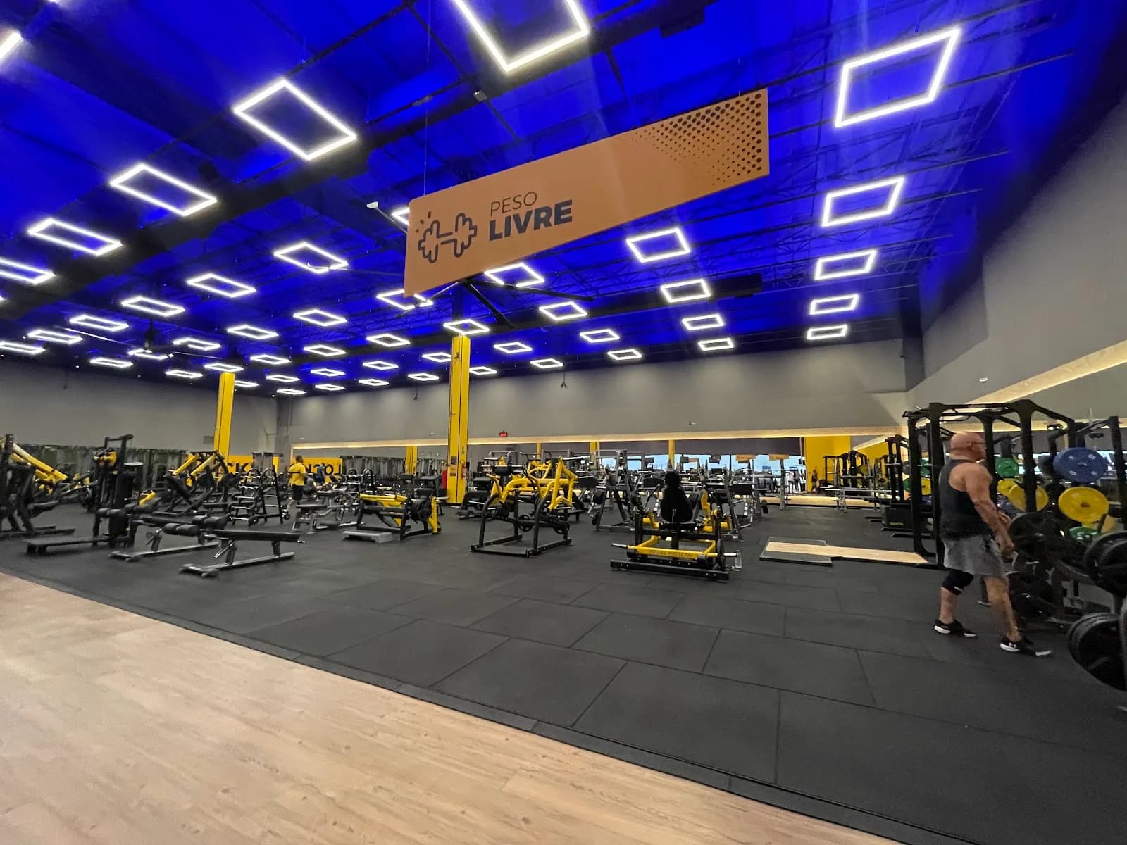 Academia Smart Fit - Assaí Asa Norte — foto 1