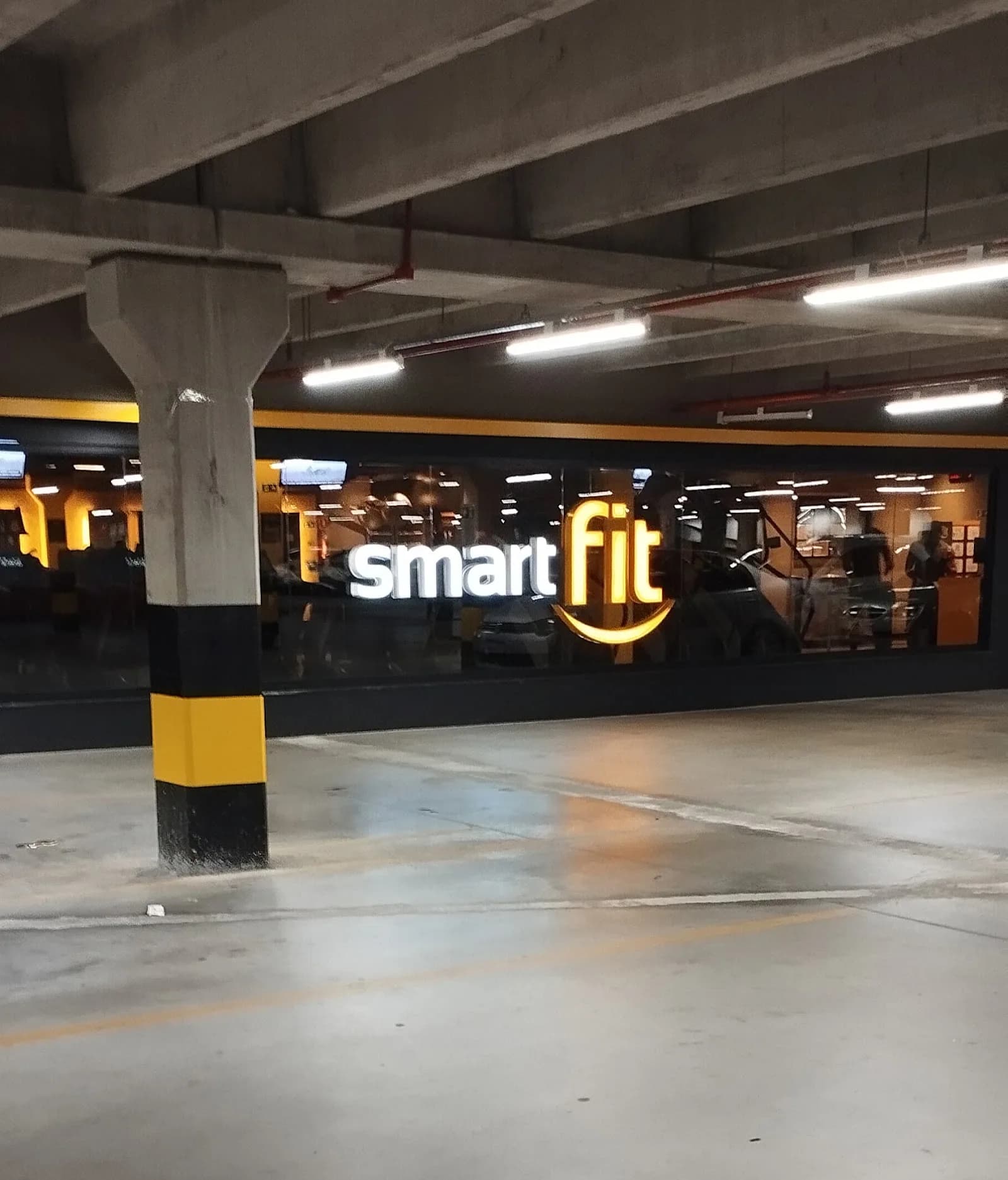 Academia Smart Fit - Atakarejo Lobato — foto 3