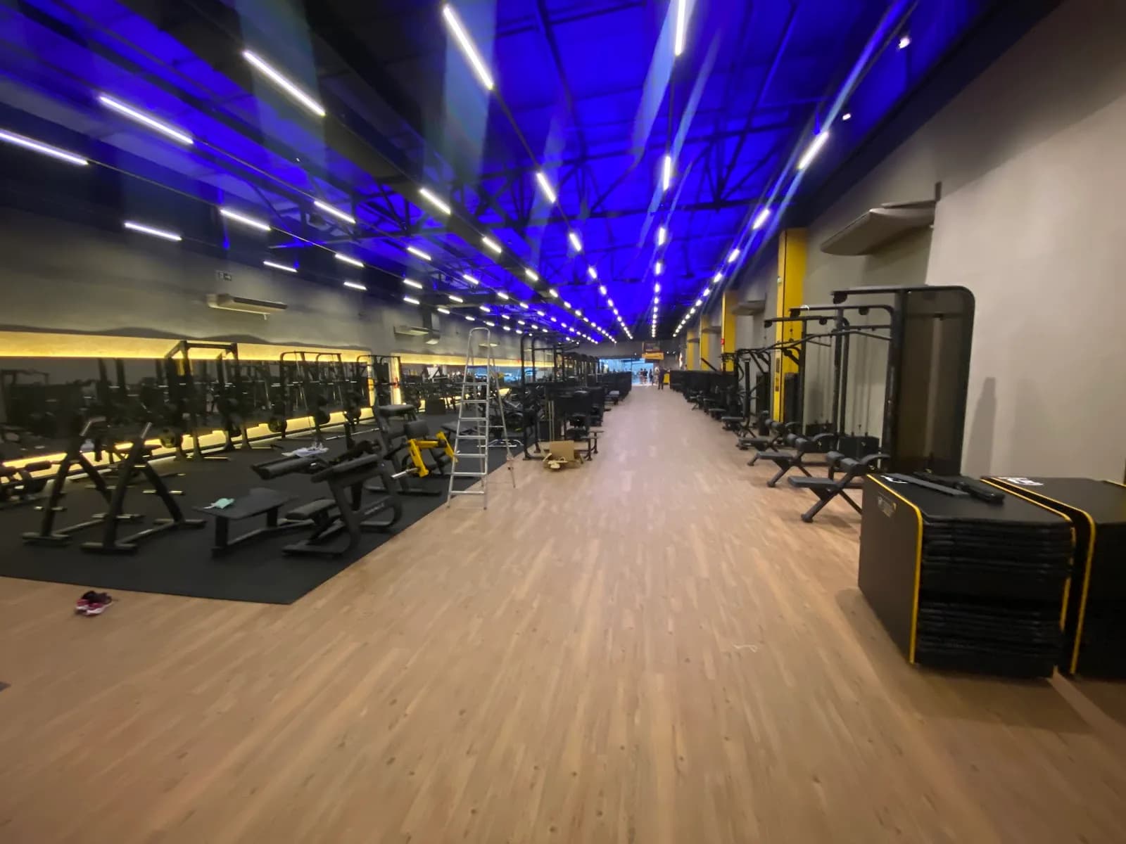 Academia Smart Fit - Atakarejo Simões Filho — foto 3