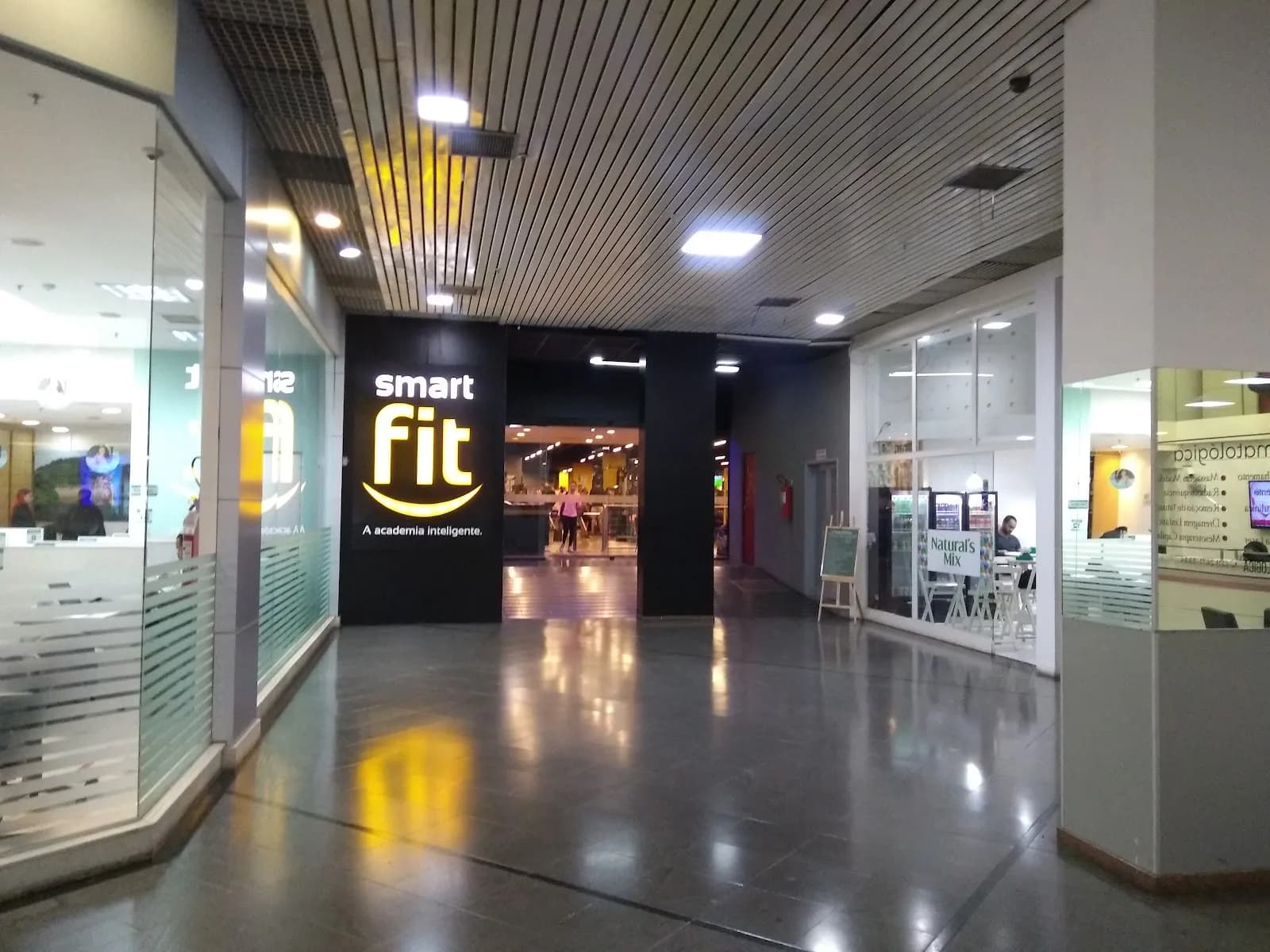 Academia Smart Fit - Duque de Caxias — foto 3