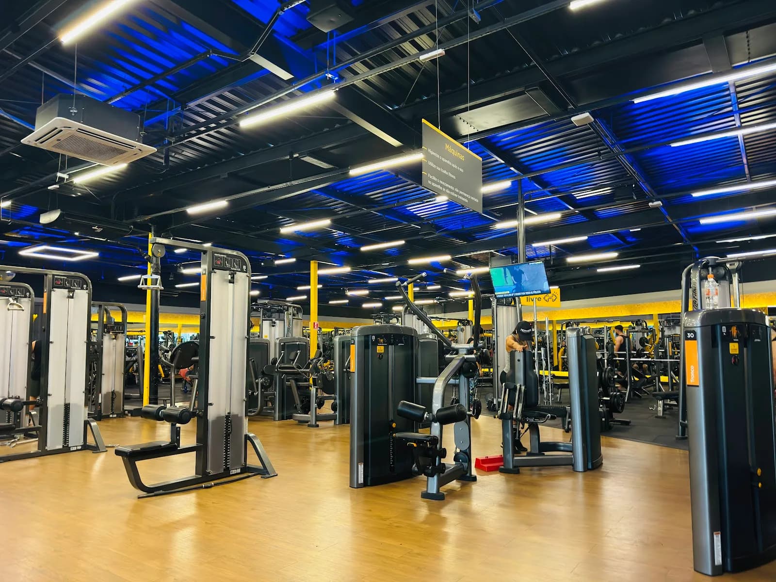 Academia Smart Fit - Est. do Cafundá — foto 2