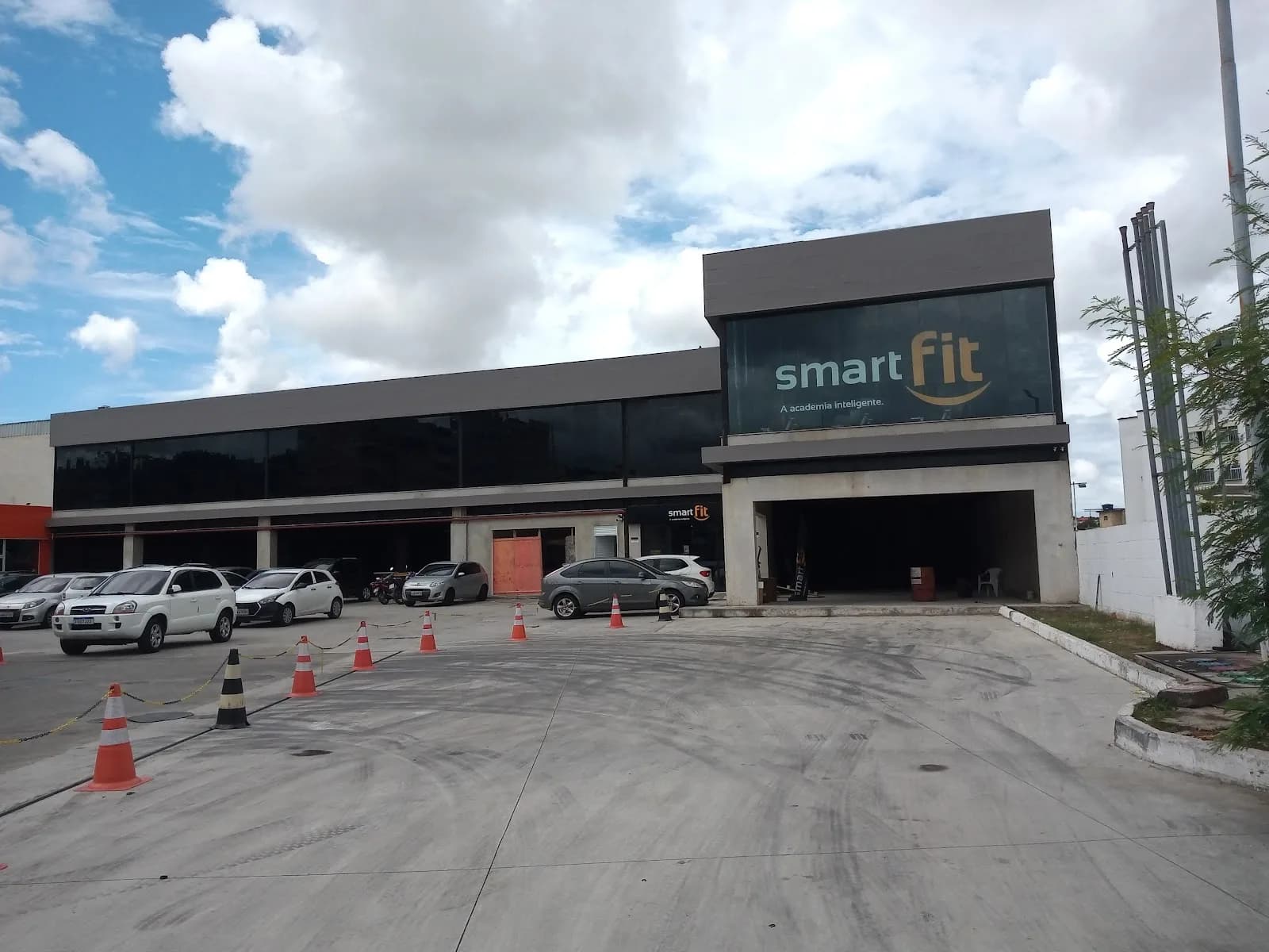 Academia Smart Fit - Est. do Cafundá — foto 3