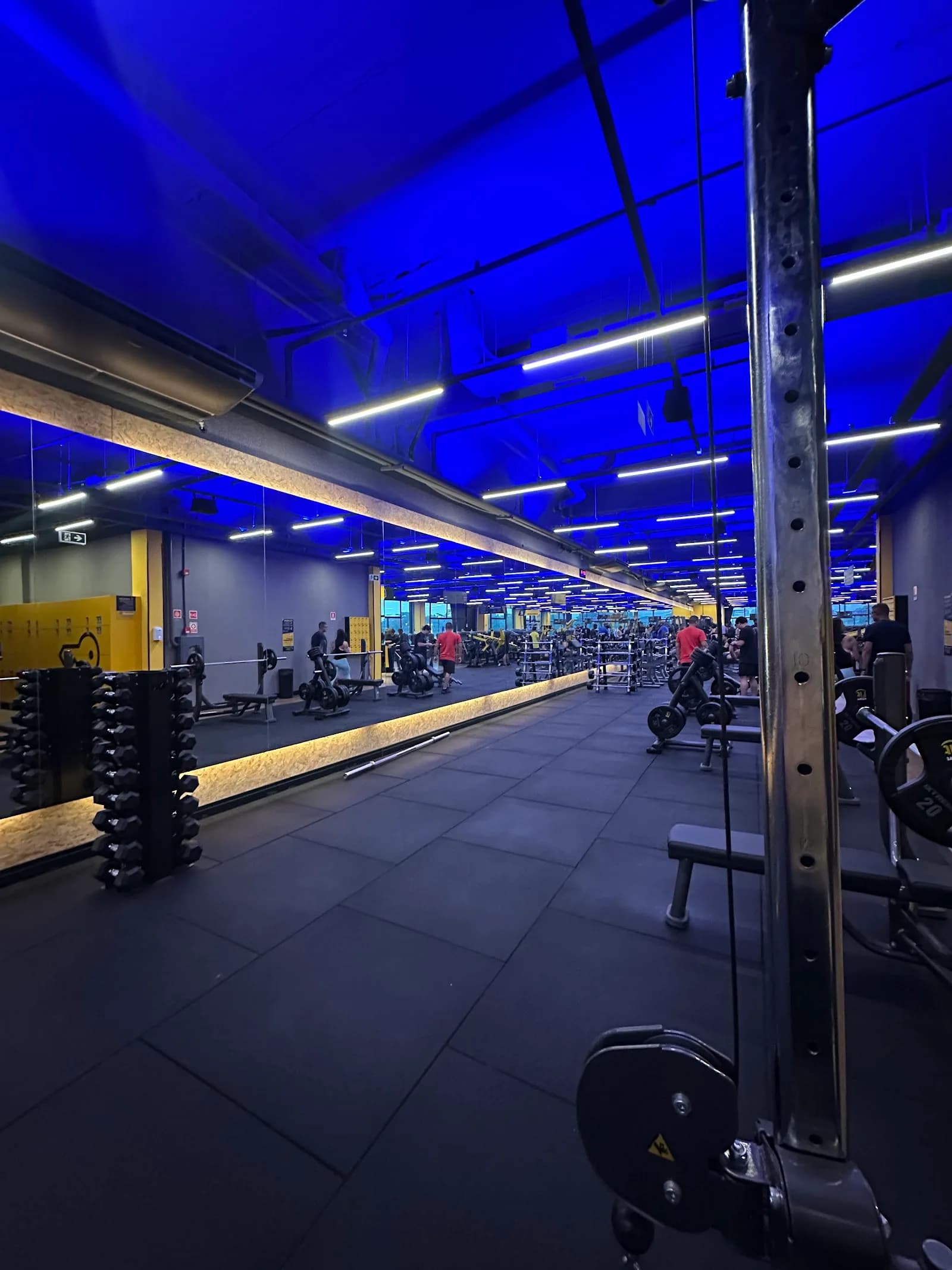 Academia Smart Fit - Mall Cachamorra — foto 3