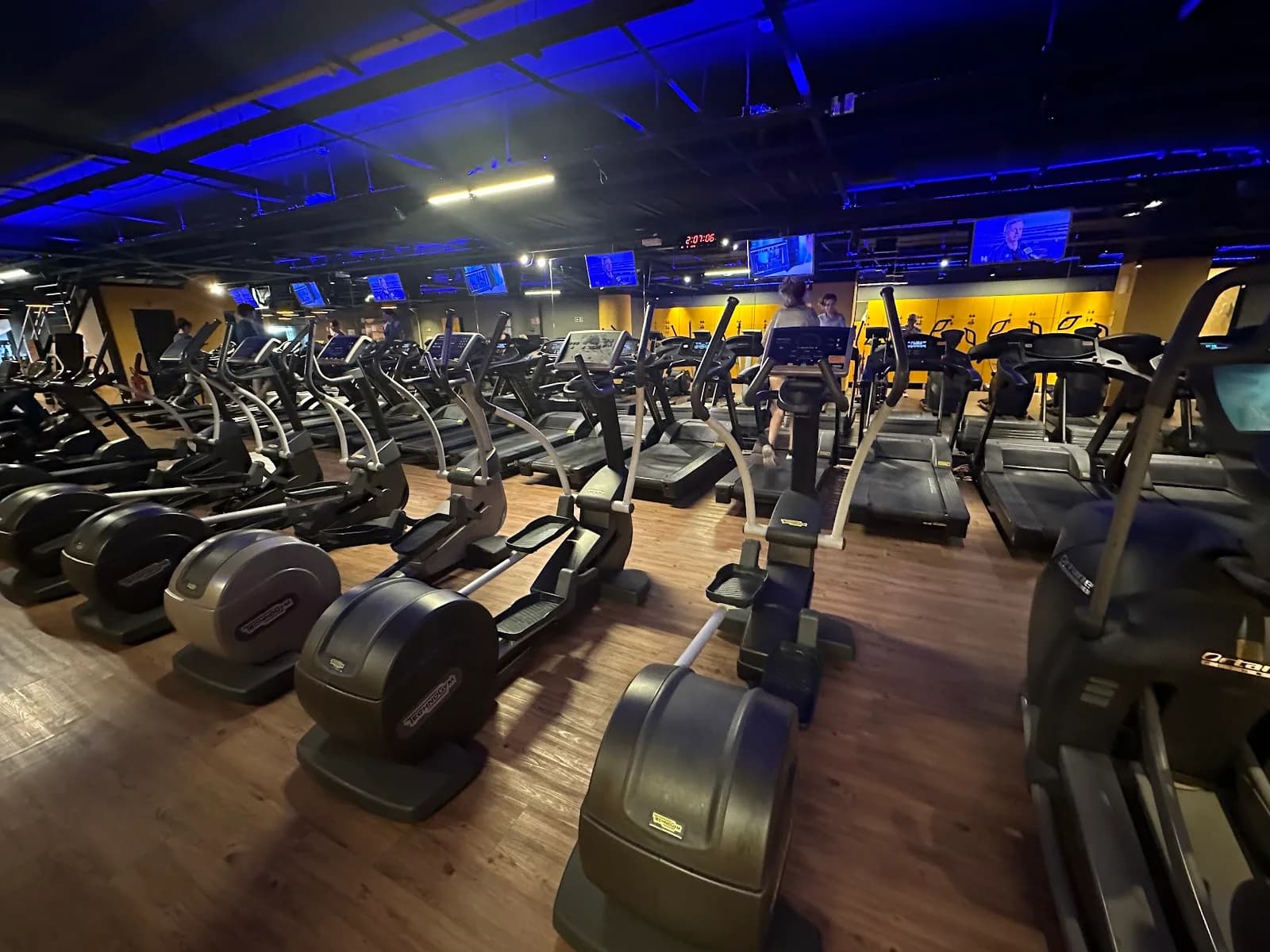 Academia Smart Fit - Nsa Copacabana 690 — foto 1