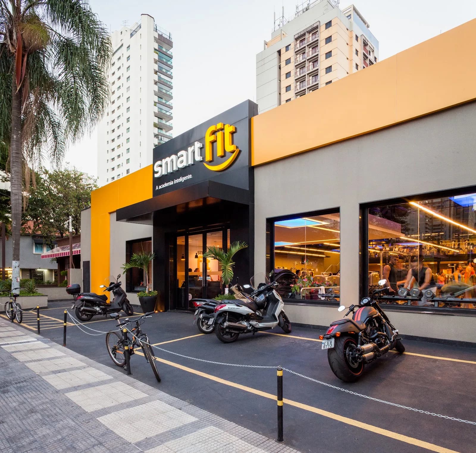 Academia Smart Fit - Rua Frei Gaspar — foto 2