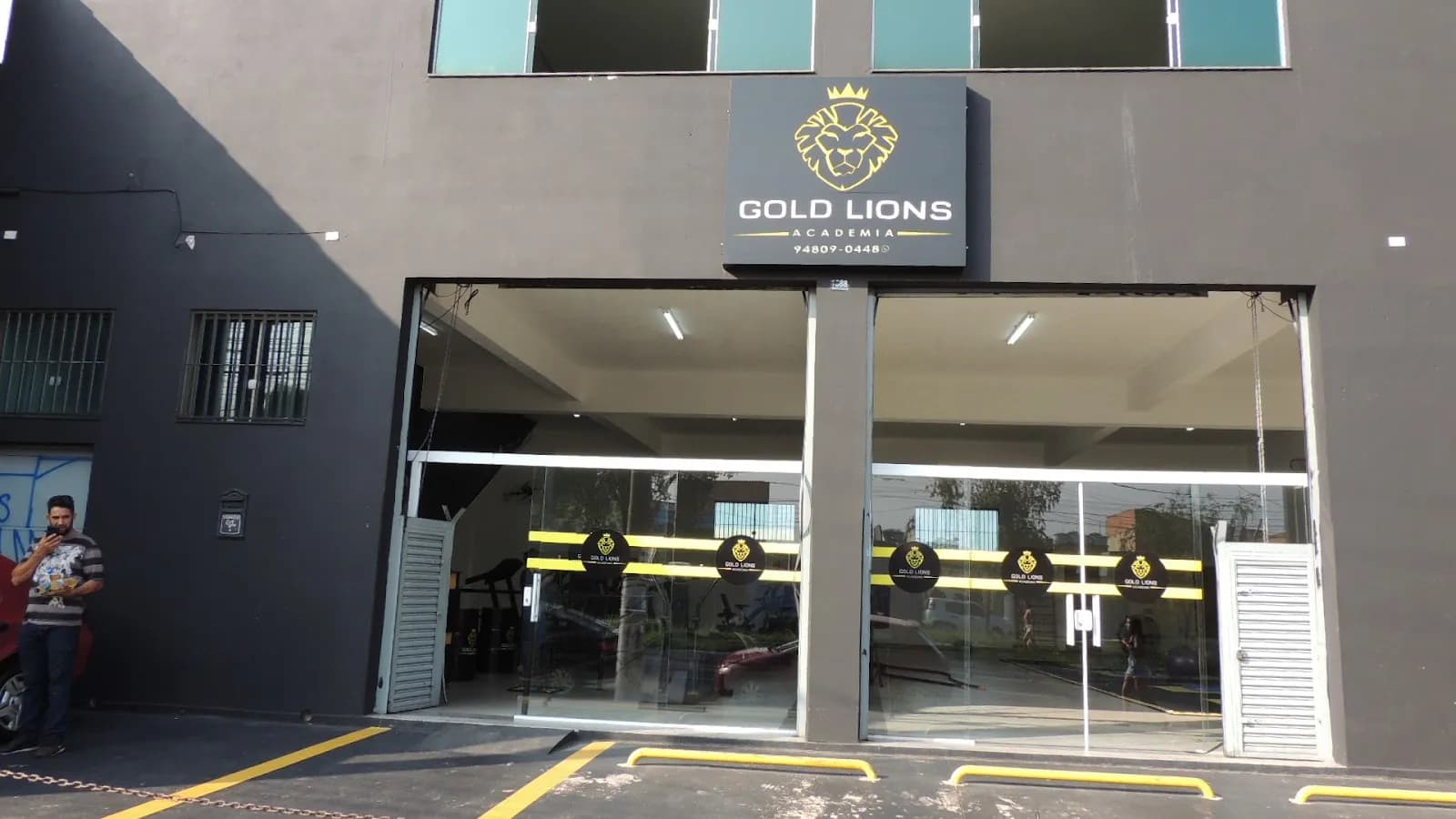 GOLD LIONS Academia — foto 1