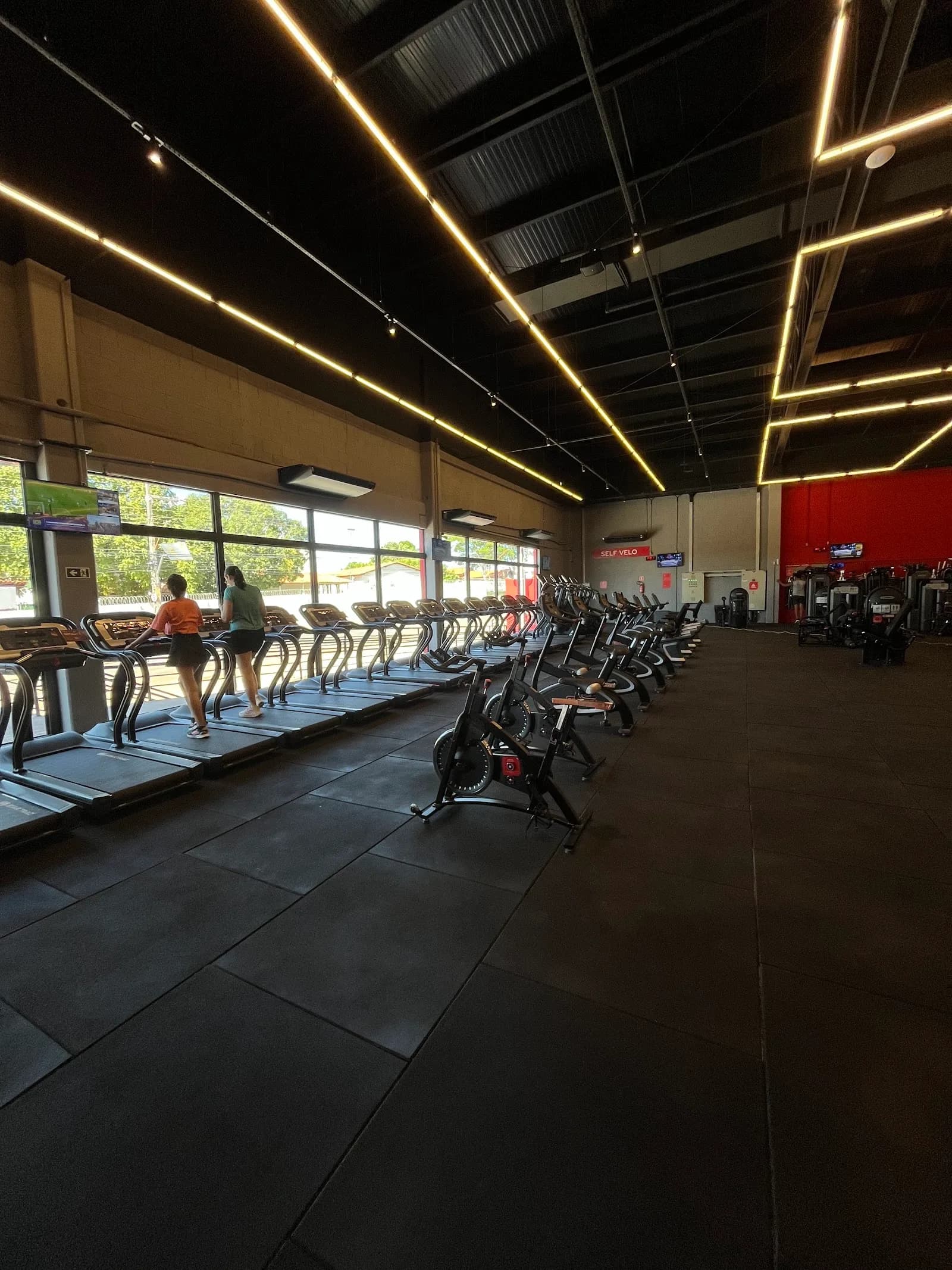 Selfit Academias Marquês de Paranaguá — foto 3