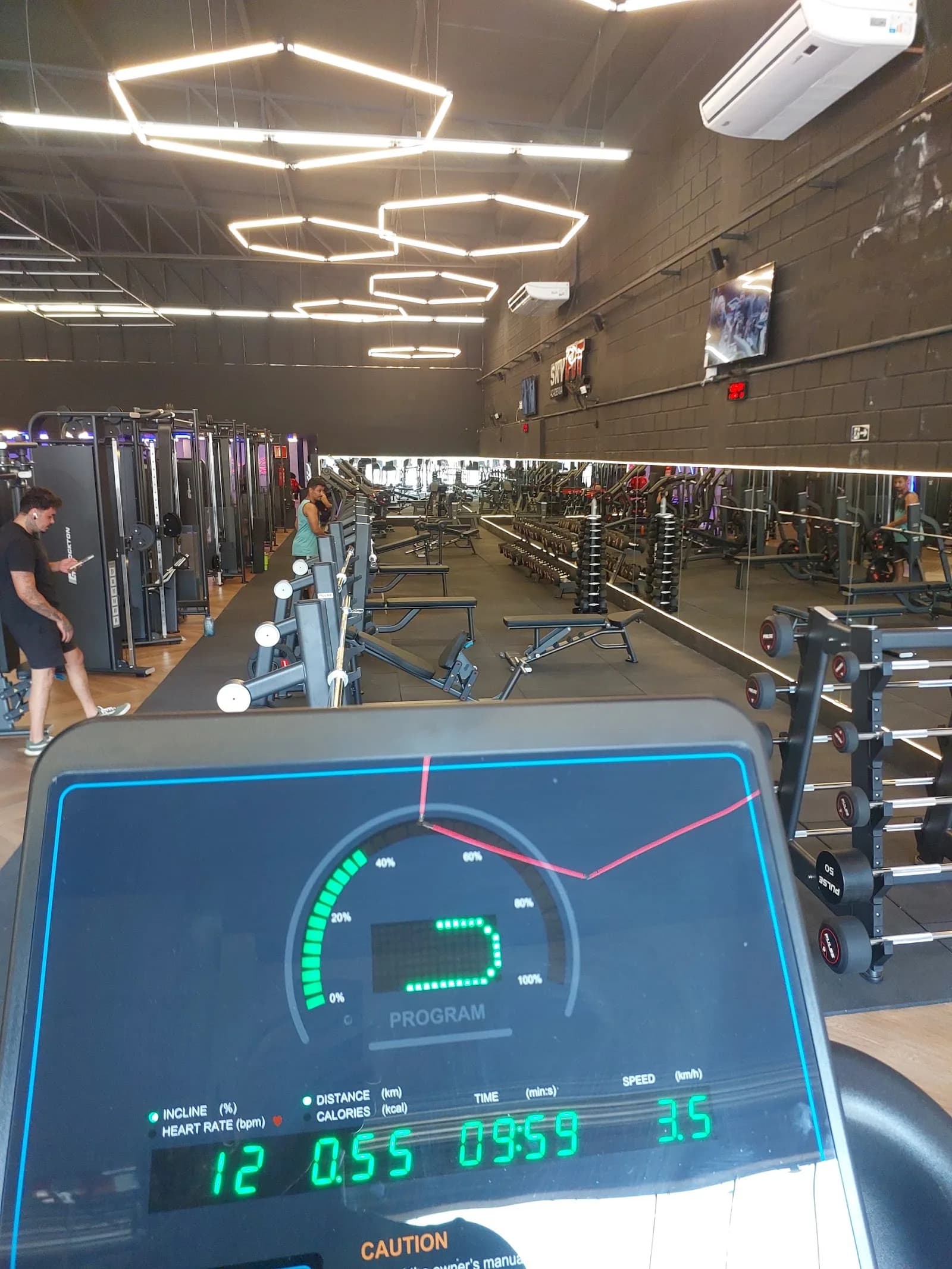 Skyfit Academia - Unidade Álvaro Camargos — foto 2